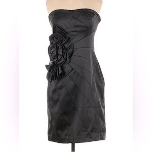 White House Black Market cocktail dress NWT Size 4